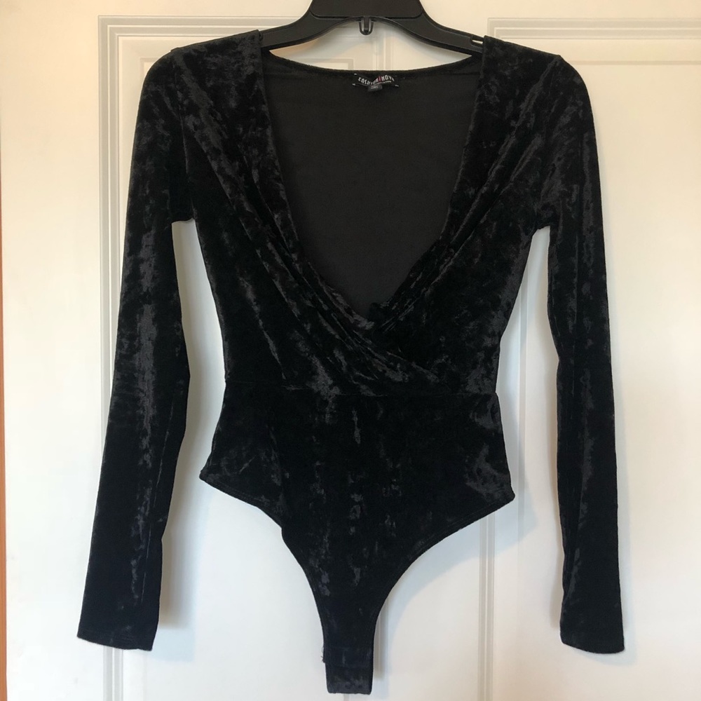 Fashion Nova XS Black body suit